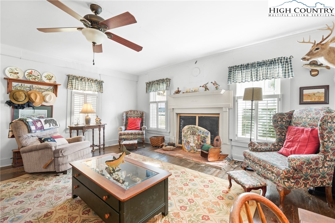 401 Old Field Creek Road