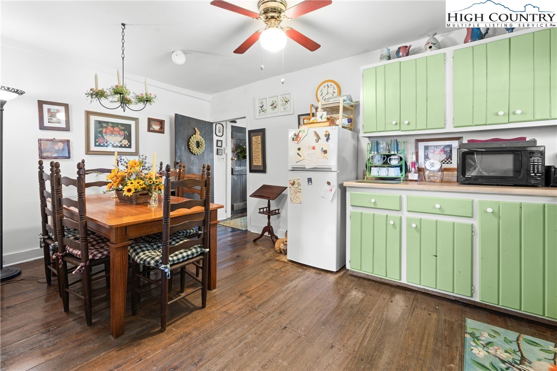 401 Old Field Creek Road