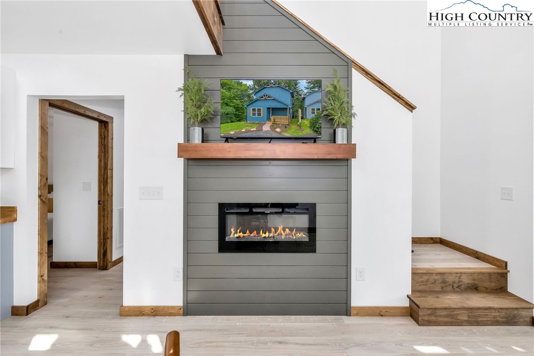 179 Whitethorne Lane