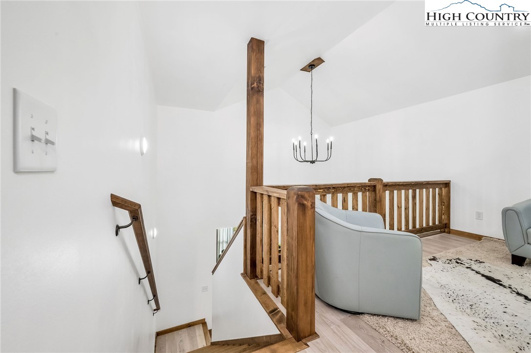 179 Whitethorne Lane