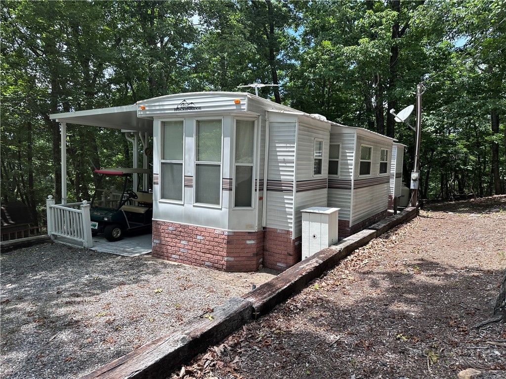 616 Dogwood Circle