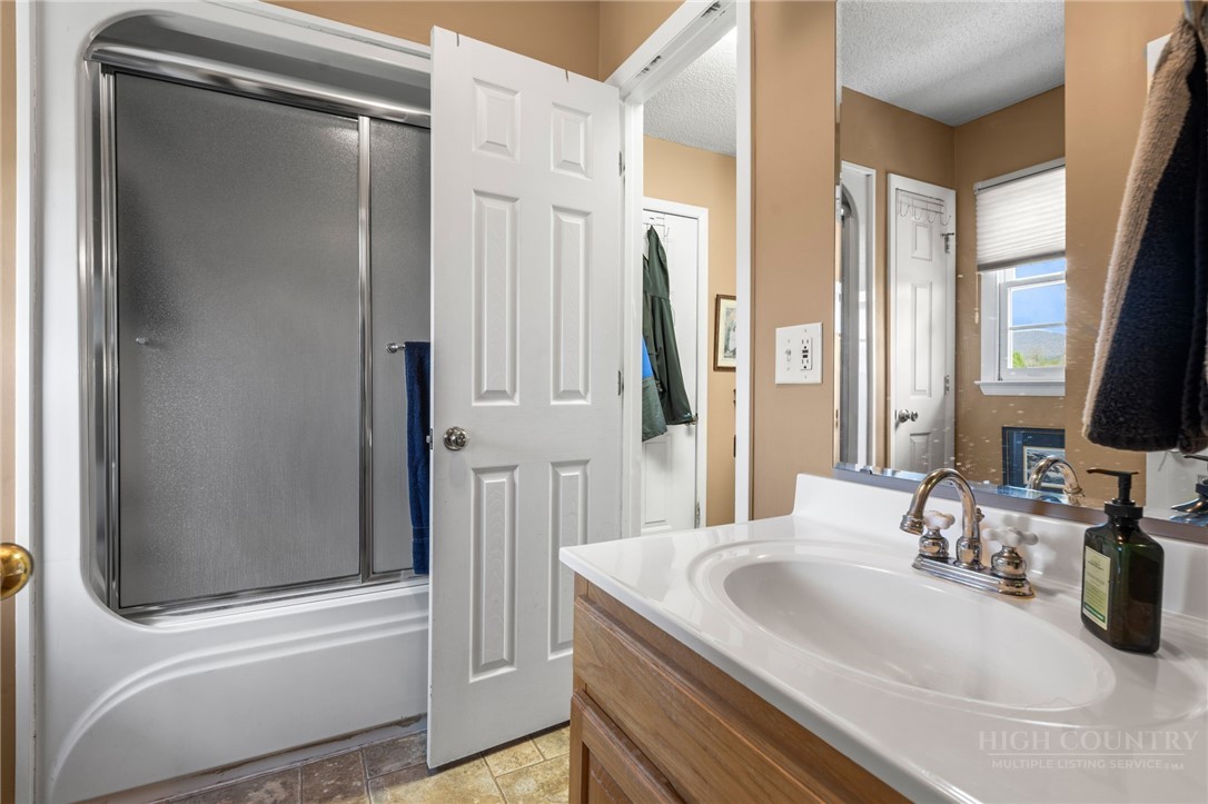 133 Country Air Lane