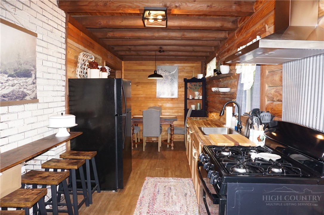557 White Pine Road