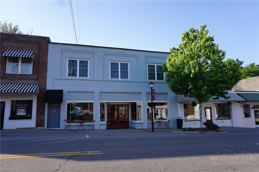 350 Paddy Avenue