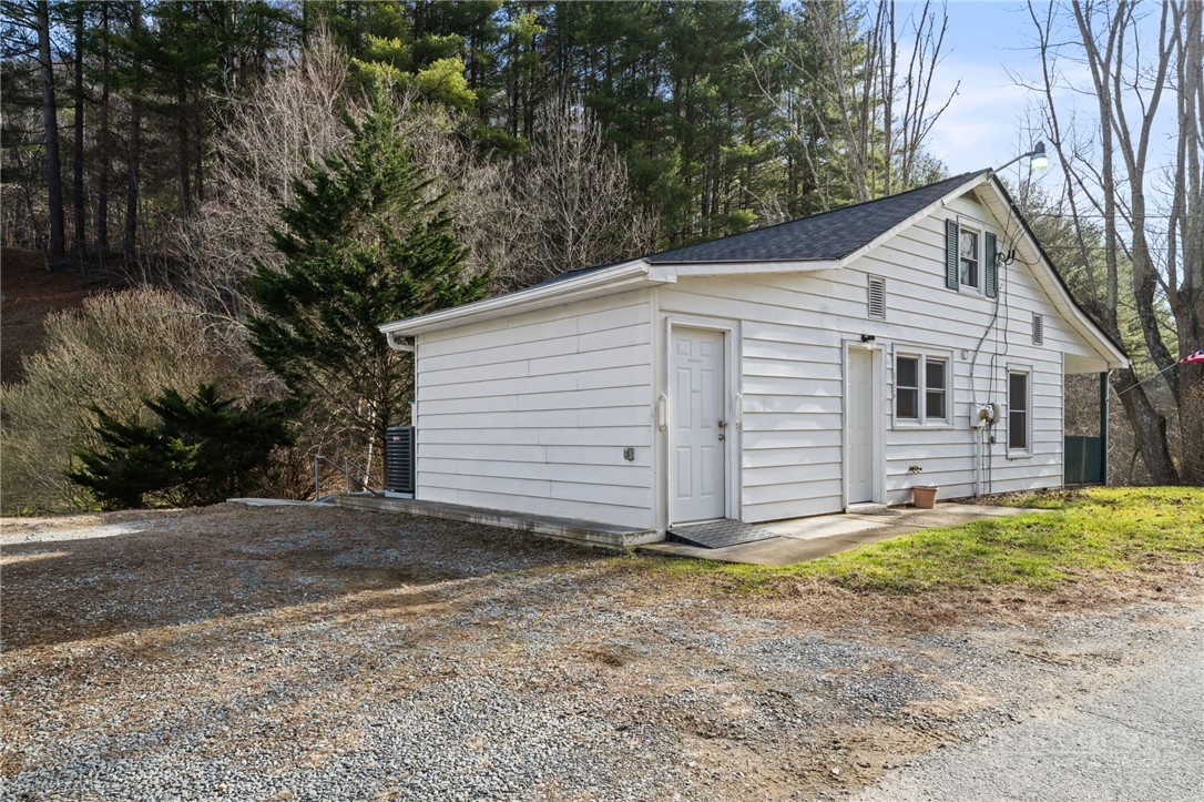 336 Willowdale Church Road