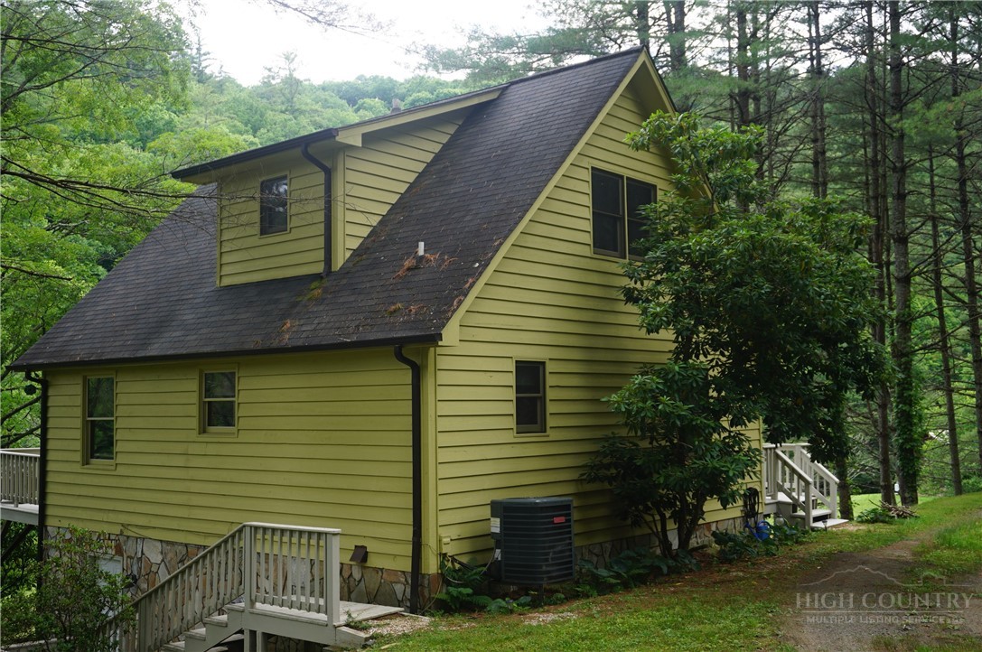 109 Sharon Street