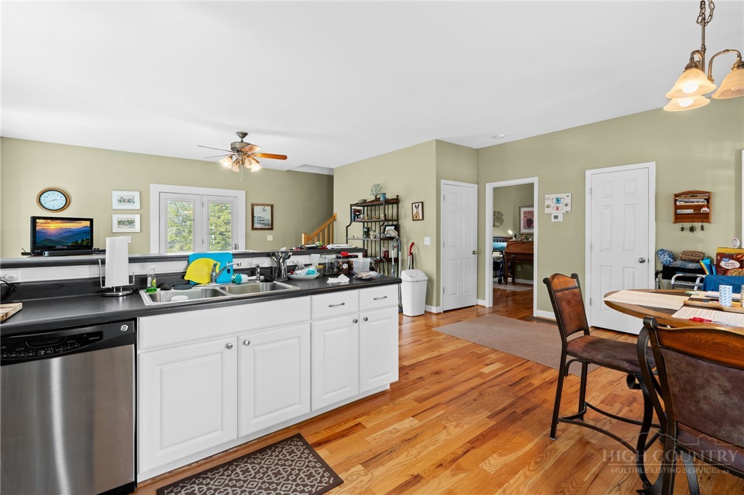 76 Walter Ridge Road