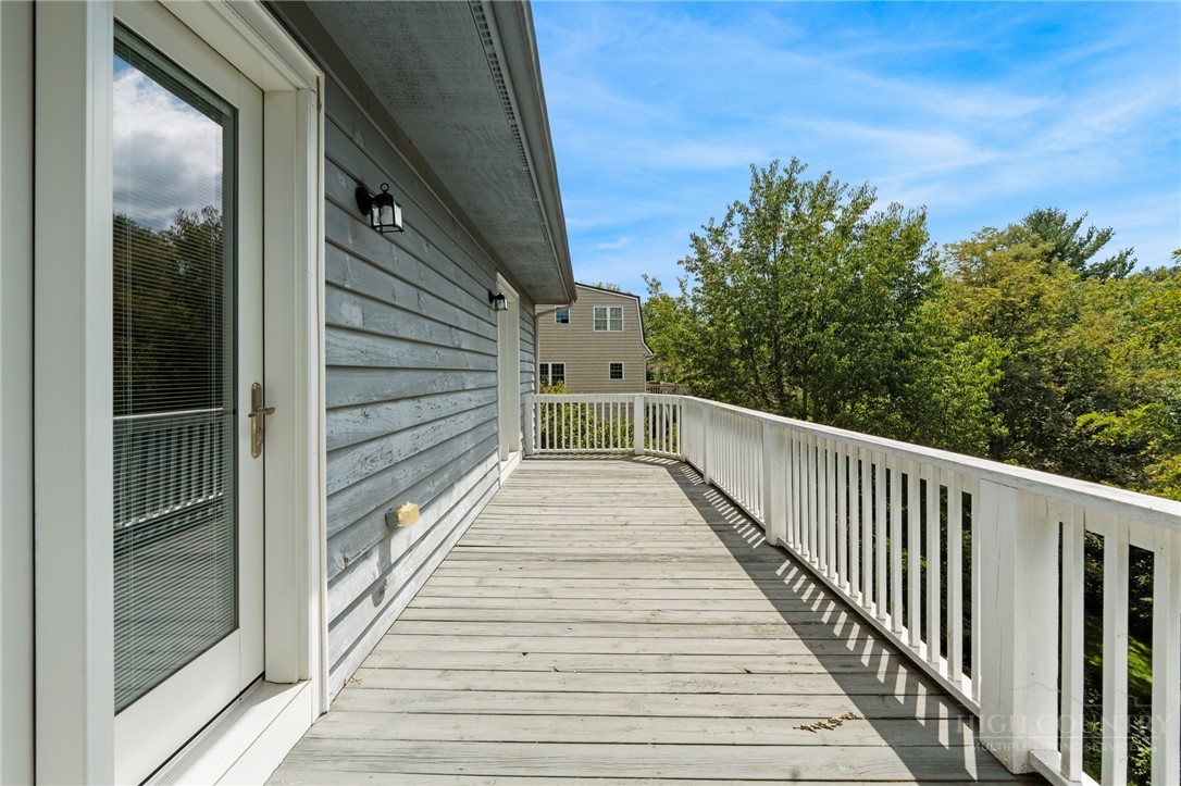 76 Walter Ridge Road