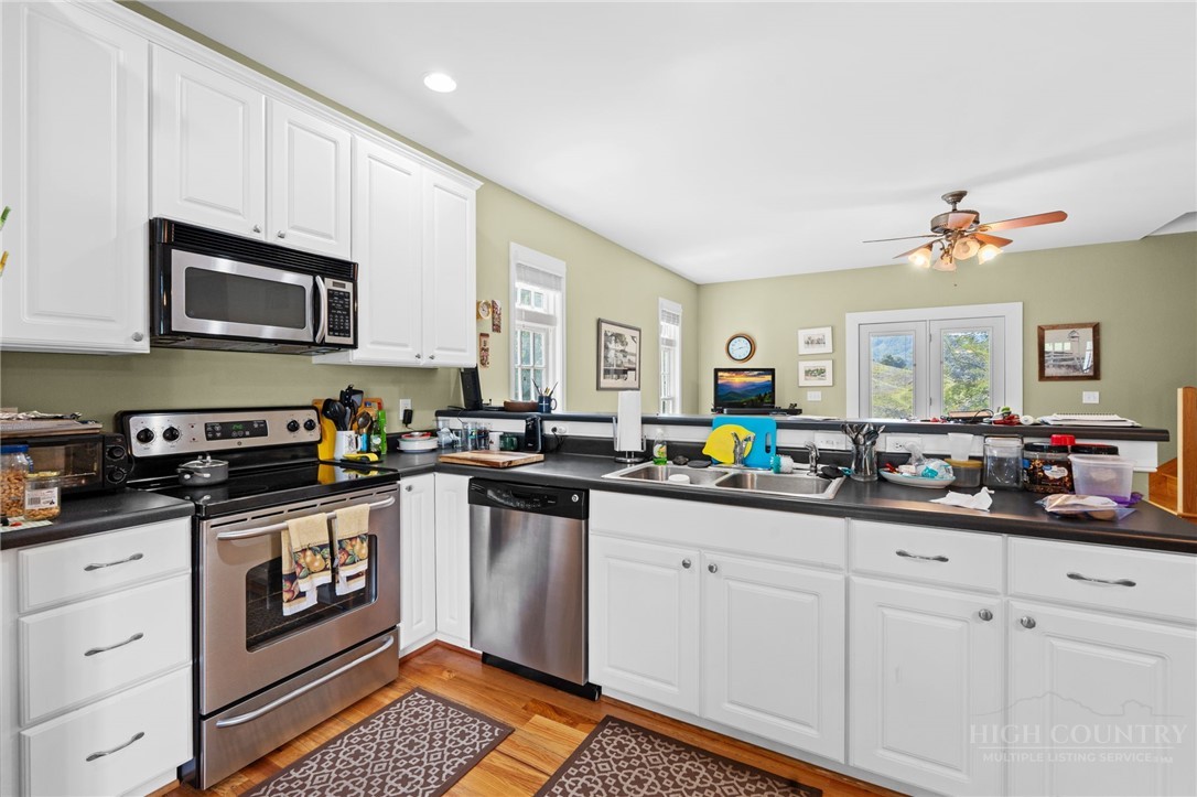 76 Walter Ridge Road