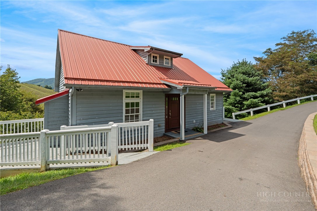 76 Walter Ridge Road