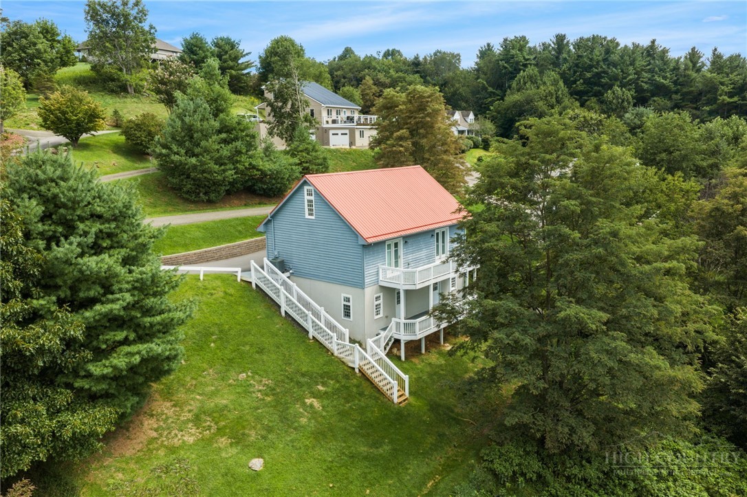 76 Walter Ridge Road