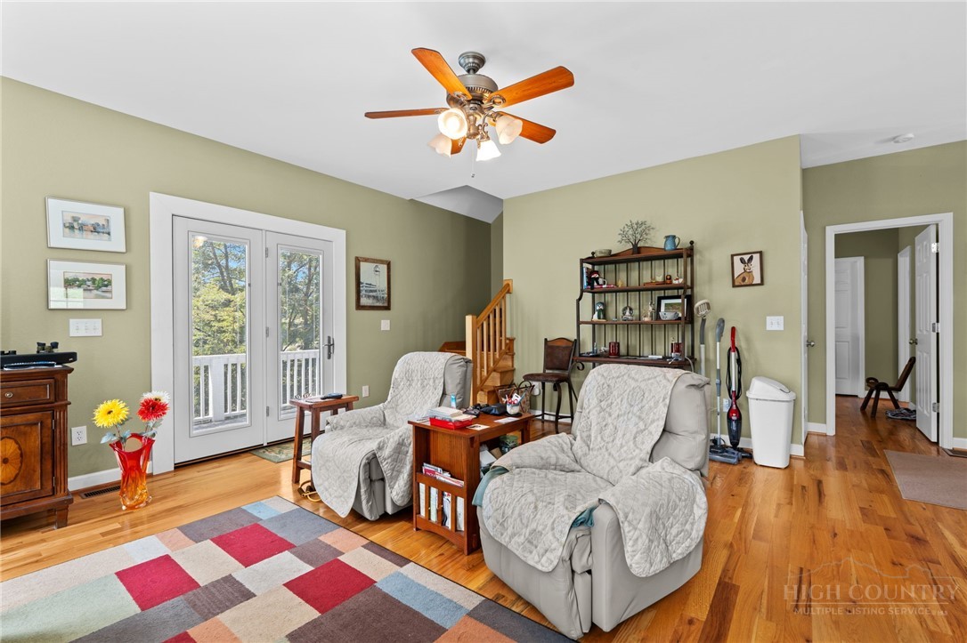 76 Walter Ridge Road