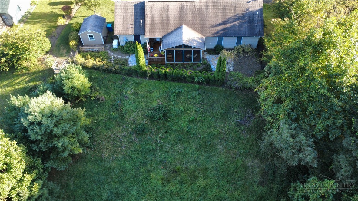 122 Forest Oak Lane