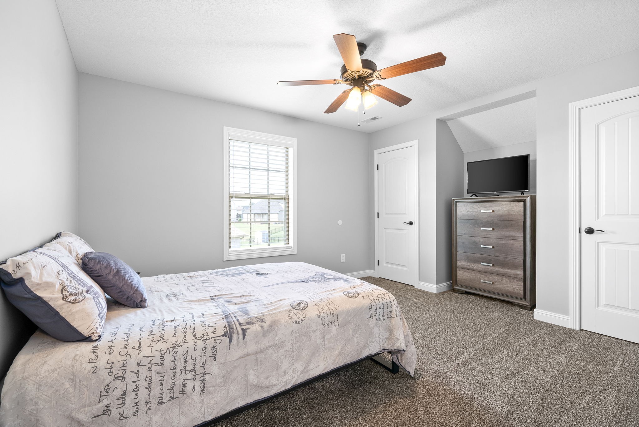 1221 Fallon Dr