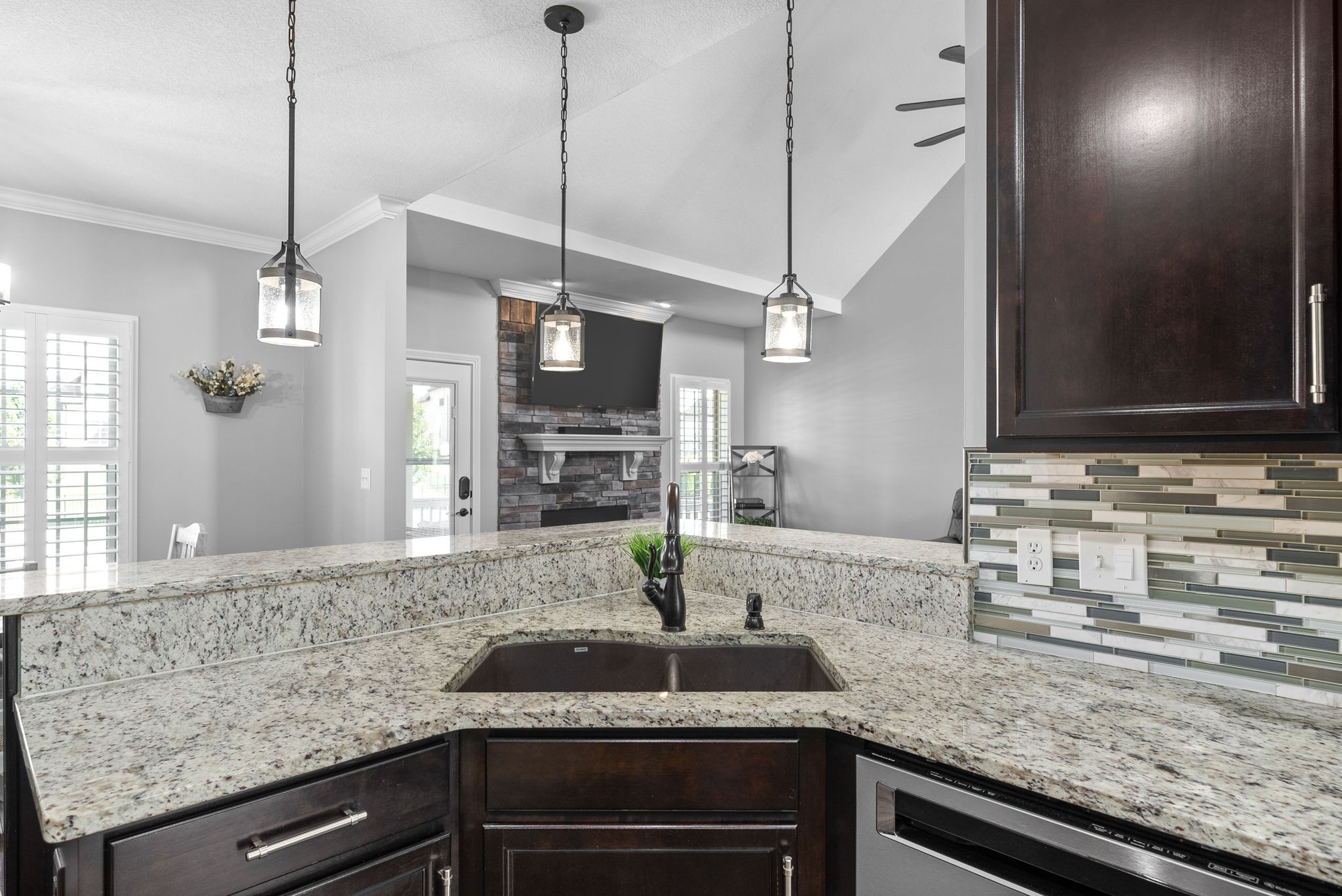 1221 Fallon Dr