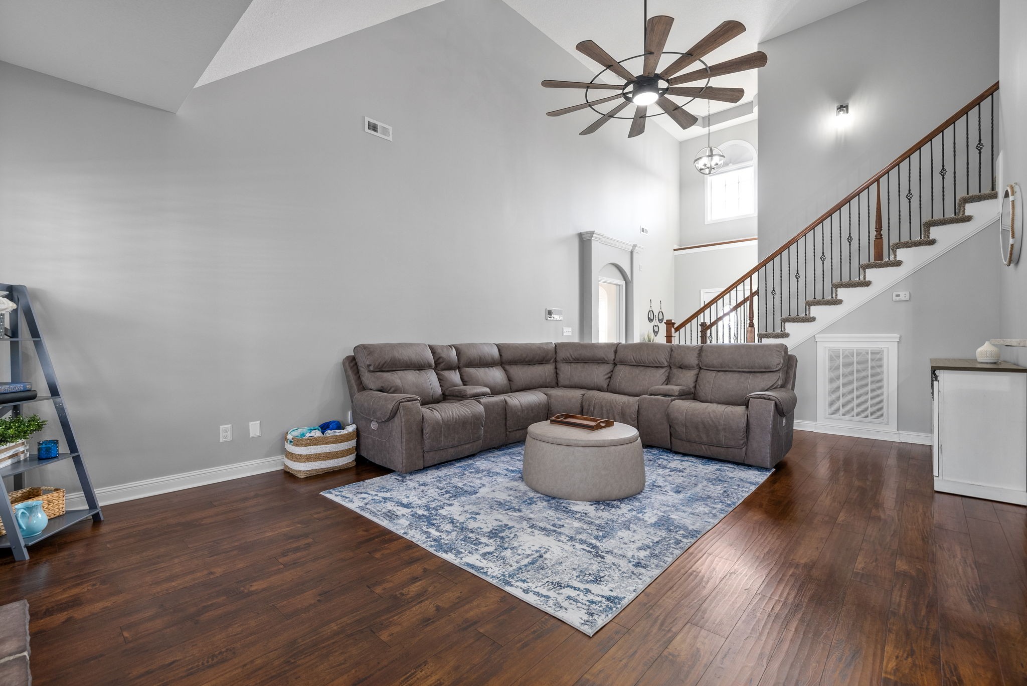 1221 Fallon Dr