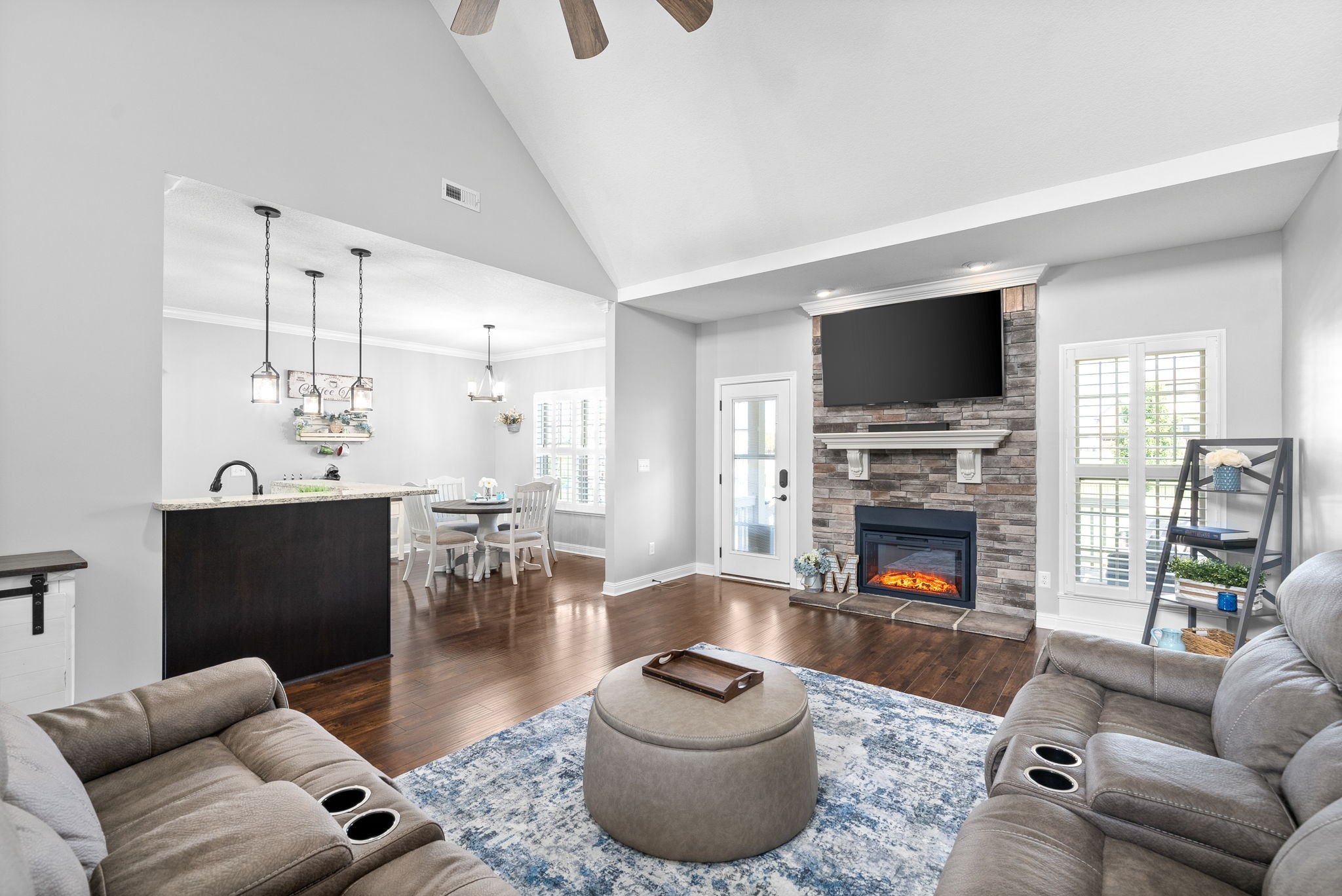 1221 Fallon Dr