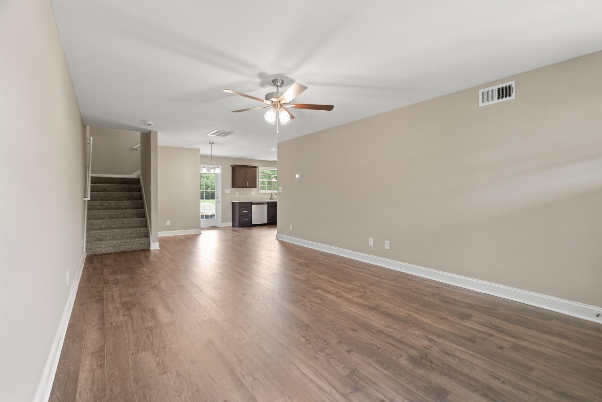 111 Cardinal Creek