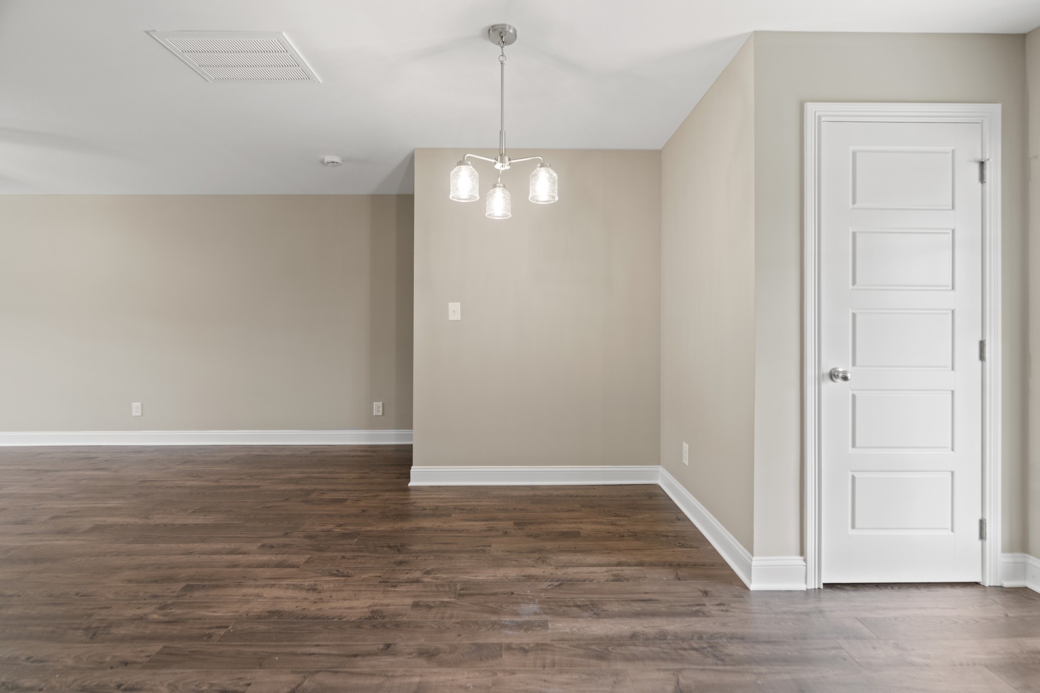 111 Cardinal Creek