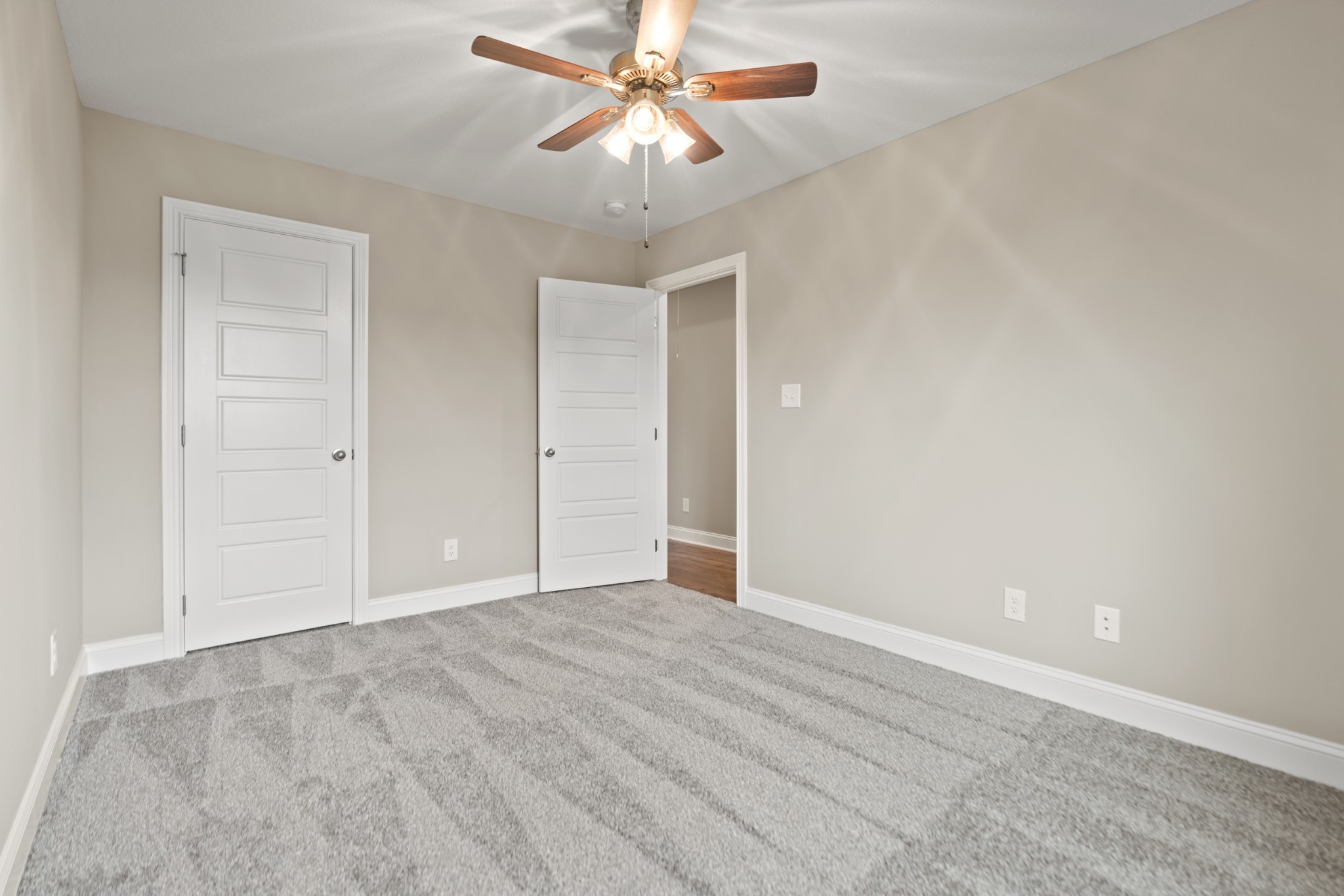 111 Cardinal Creek