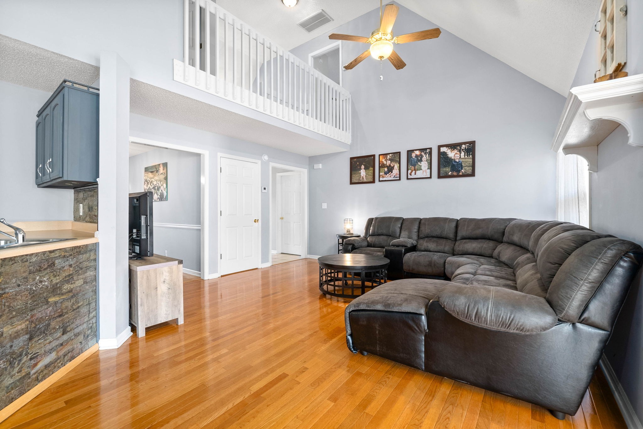 2750 Shepherds Ct