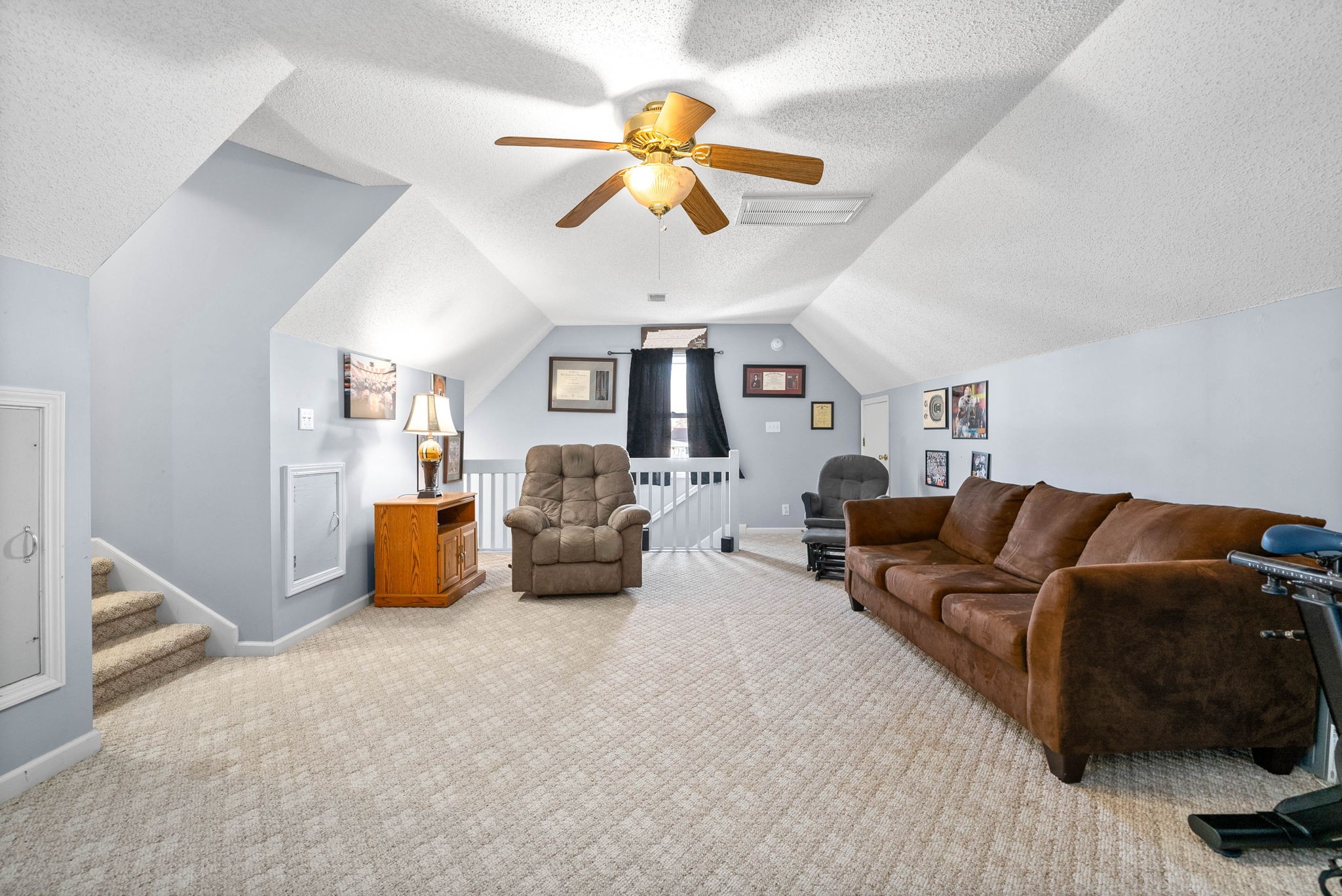 2750 Shepherds Ct