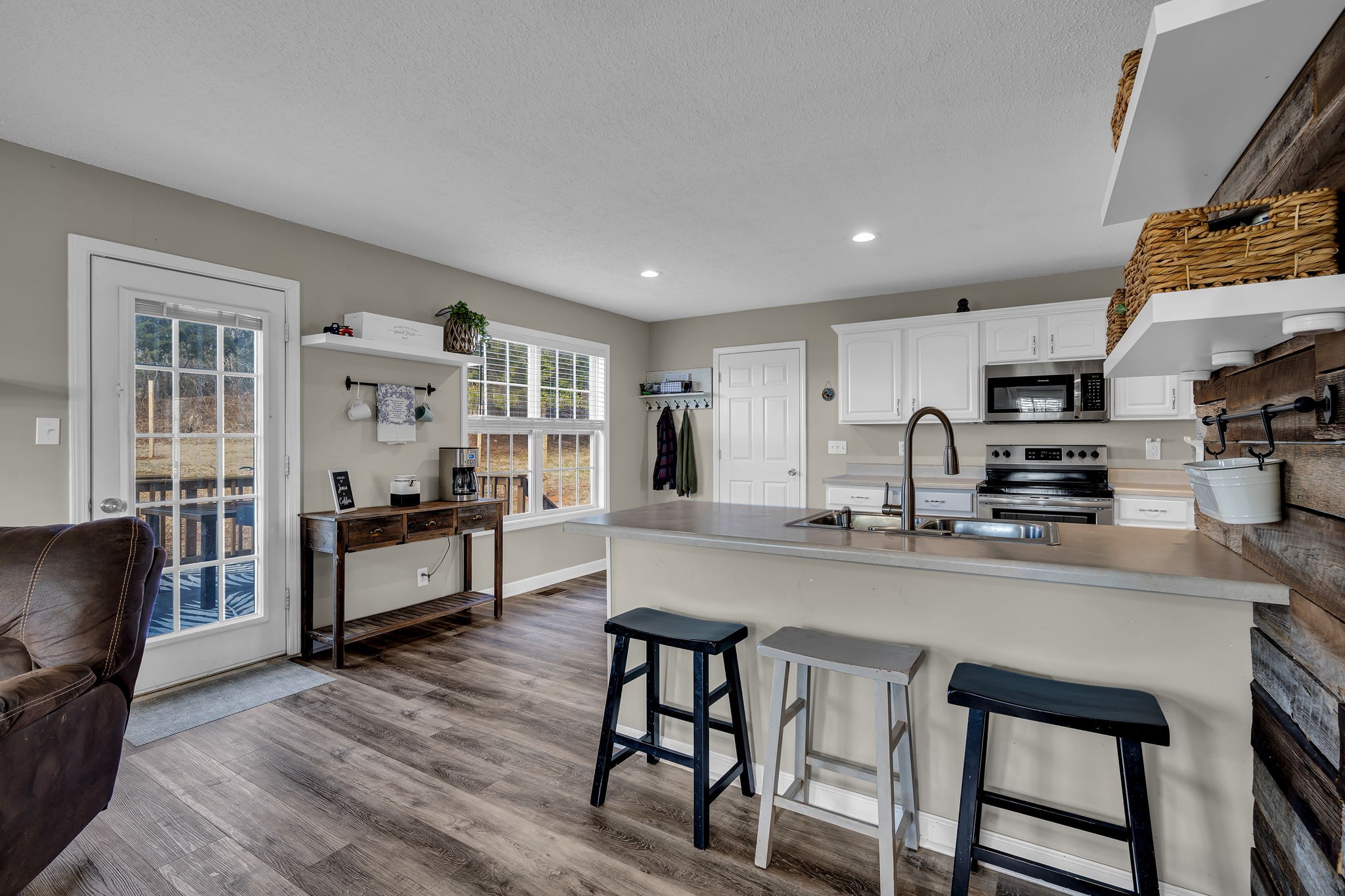 2131 Chester Harris Rd