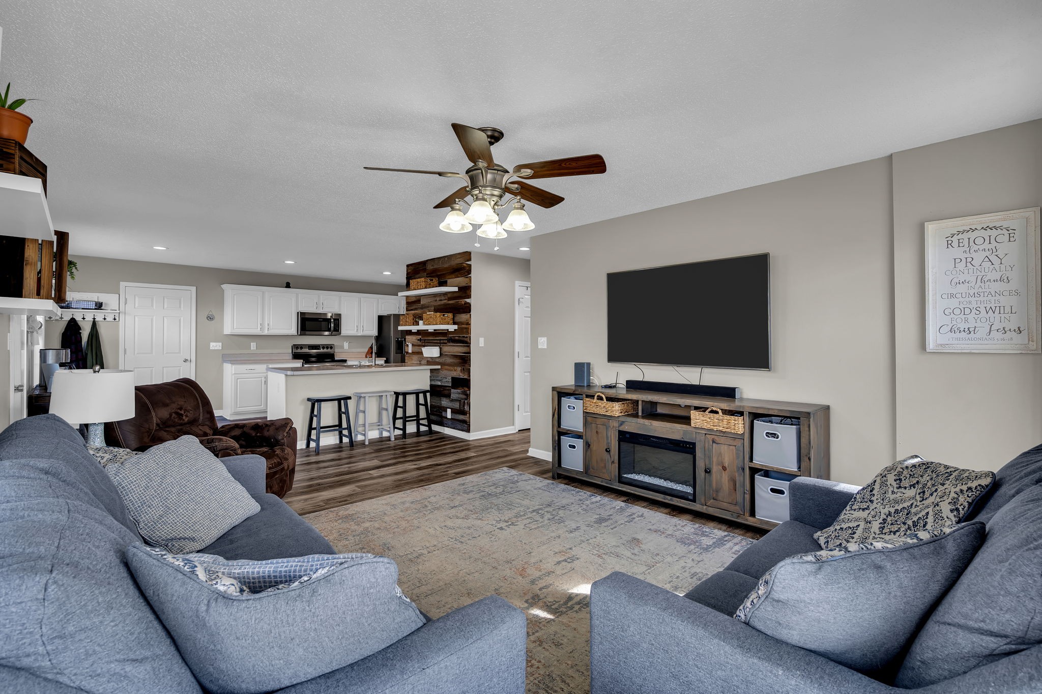 2131 Chester Harris Rd