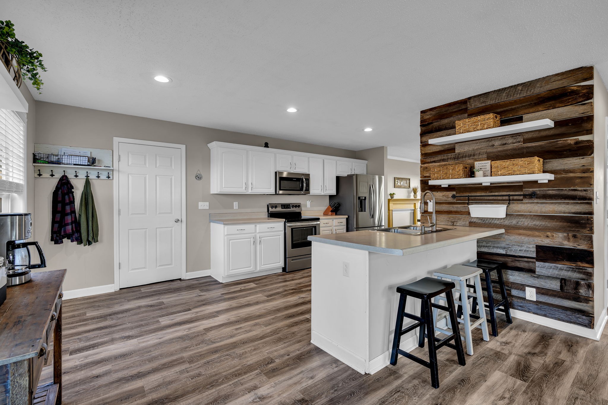 2131 Chester Harris Rd