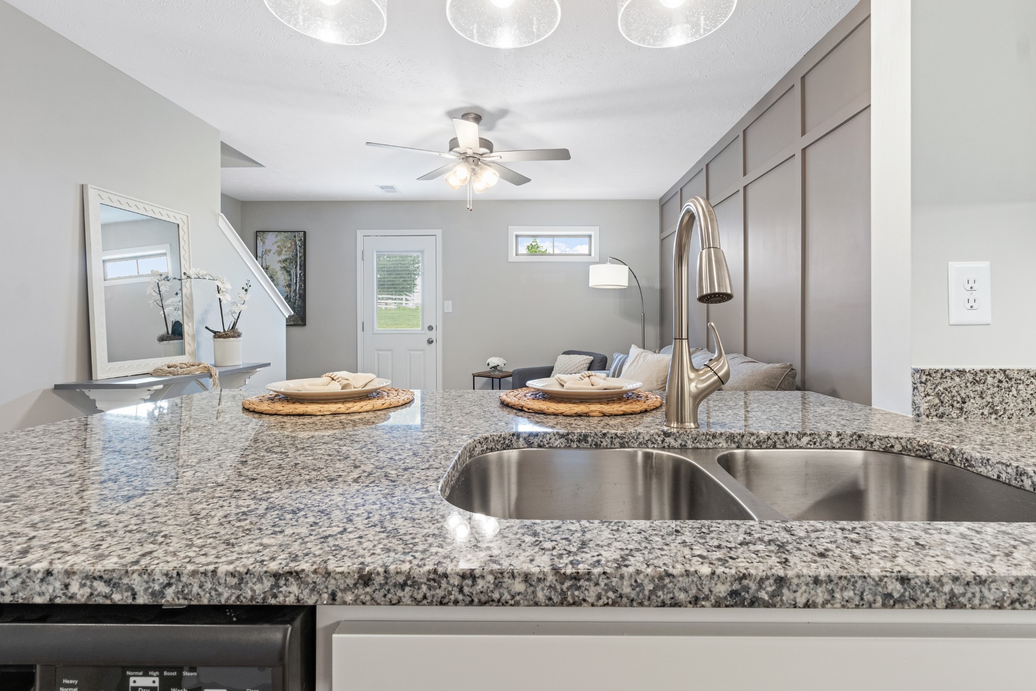 1000 Henry Place Blvd Unit: 608