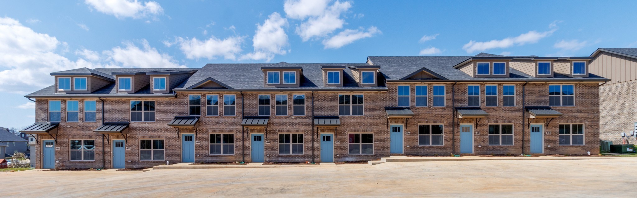 1000 Henry Place Blvd Unit: 608