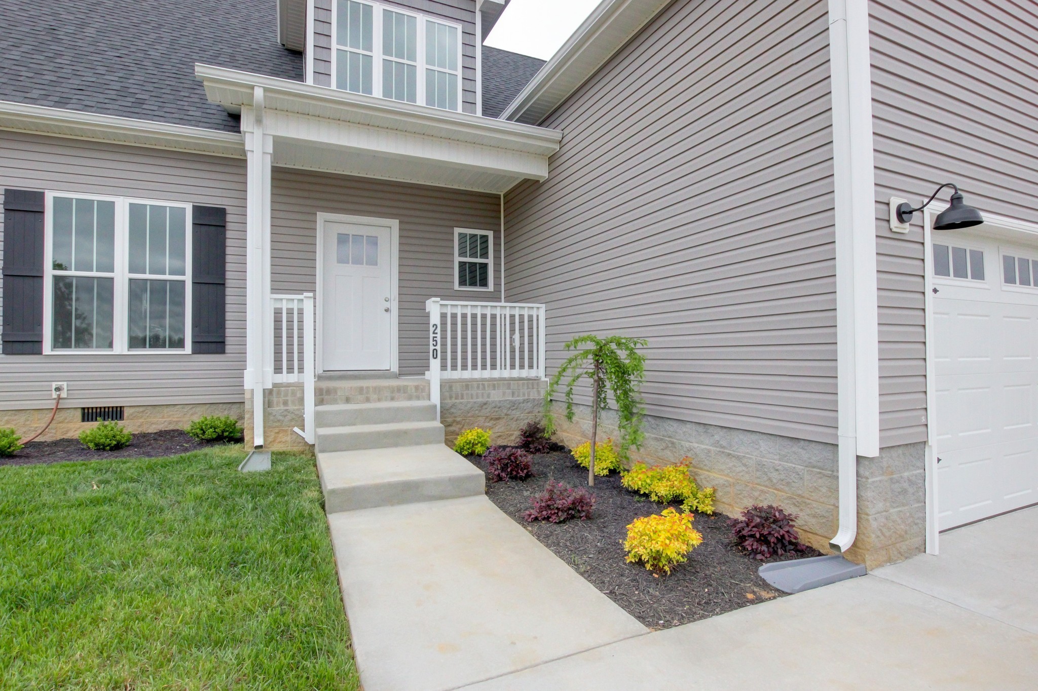 250 Donegal Dr