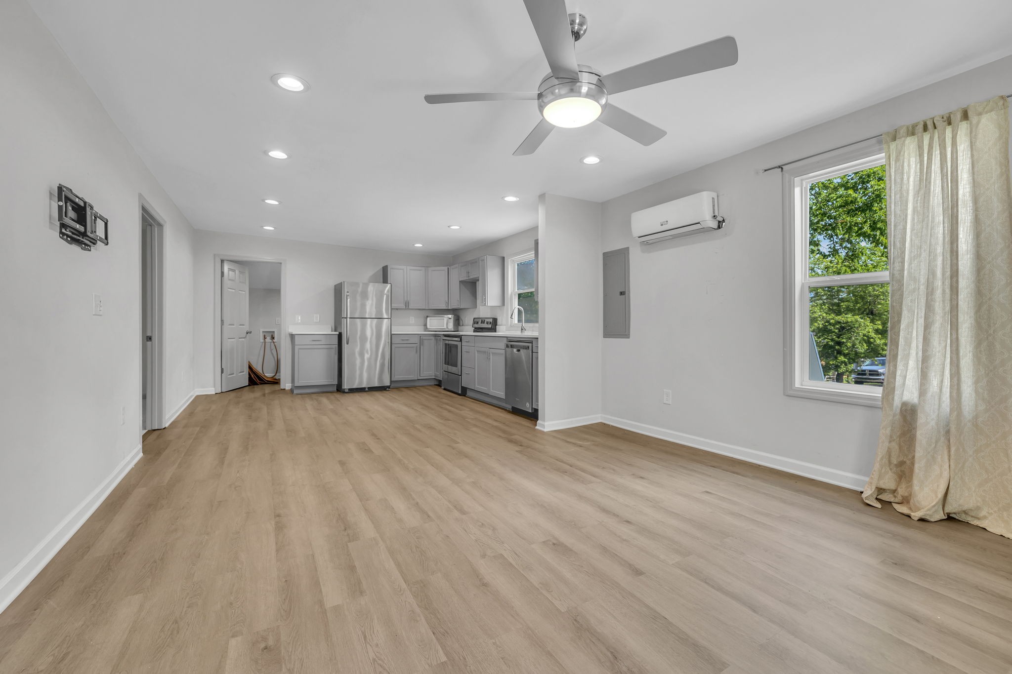 340 N Maple Ave