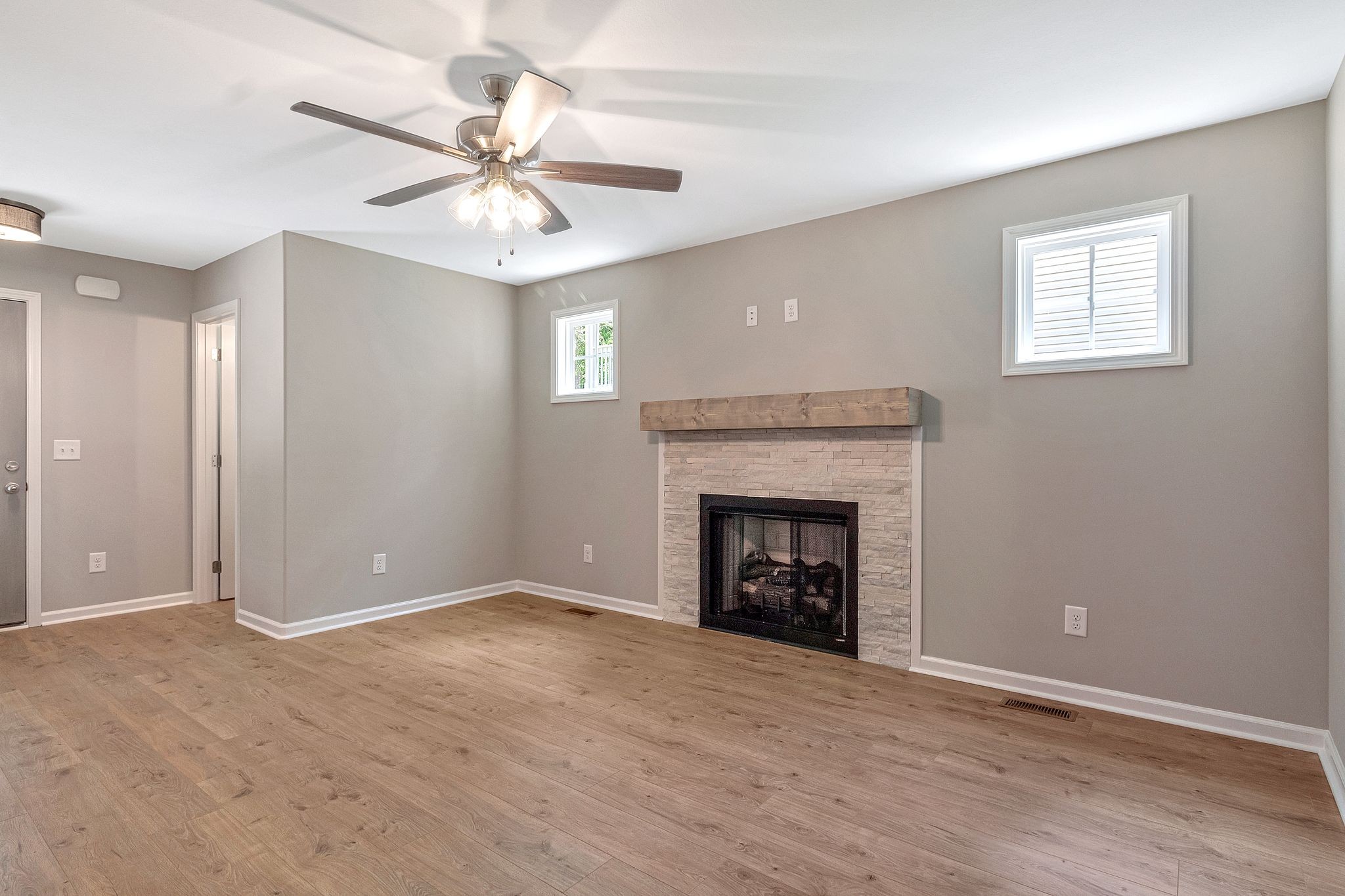 55 W Fork Dr