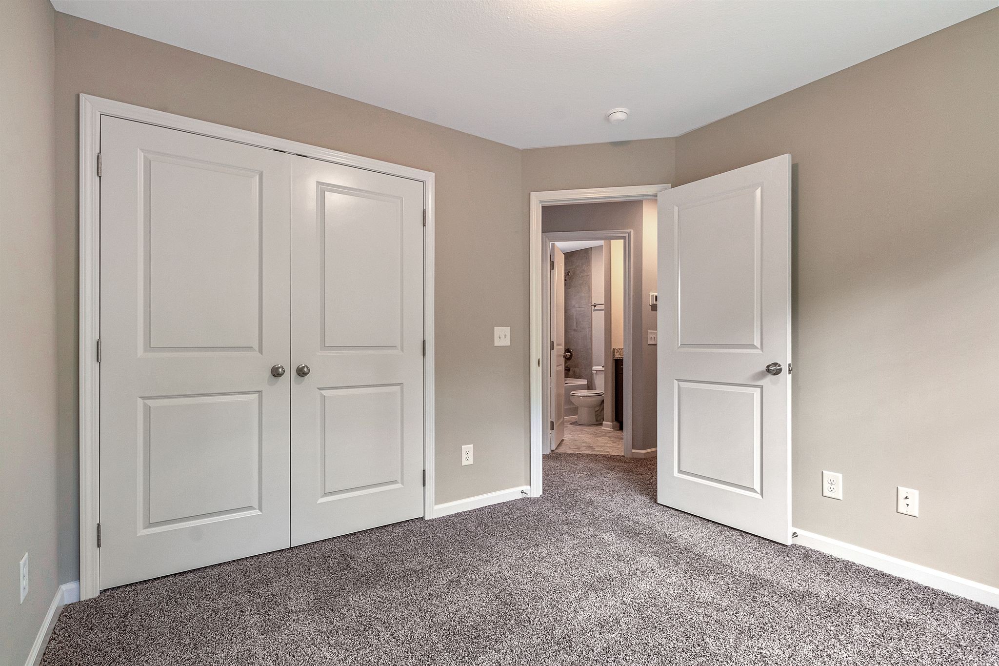 55 W Fork Dr