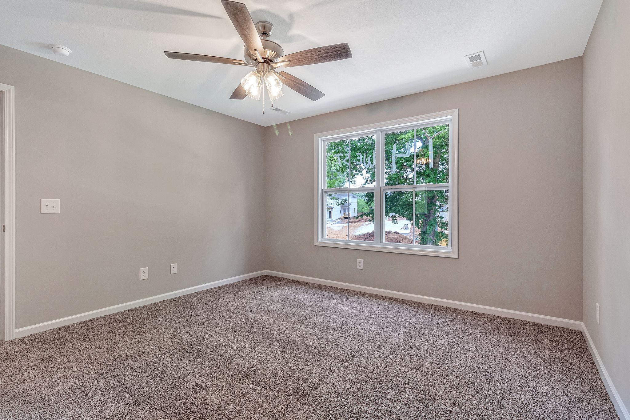 55 W Fork Dr