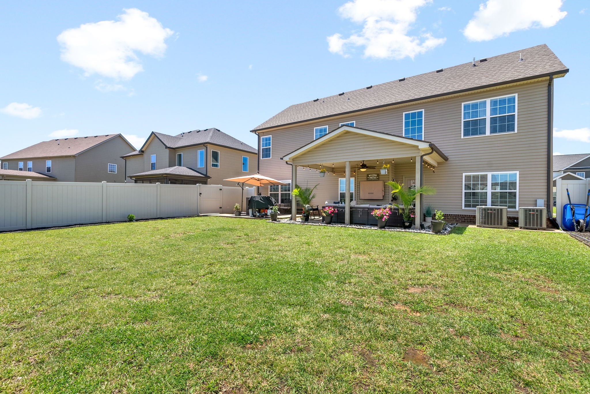 1409 Kingbird Dr