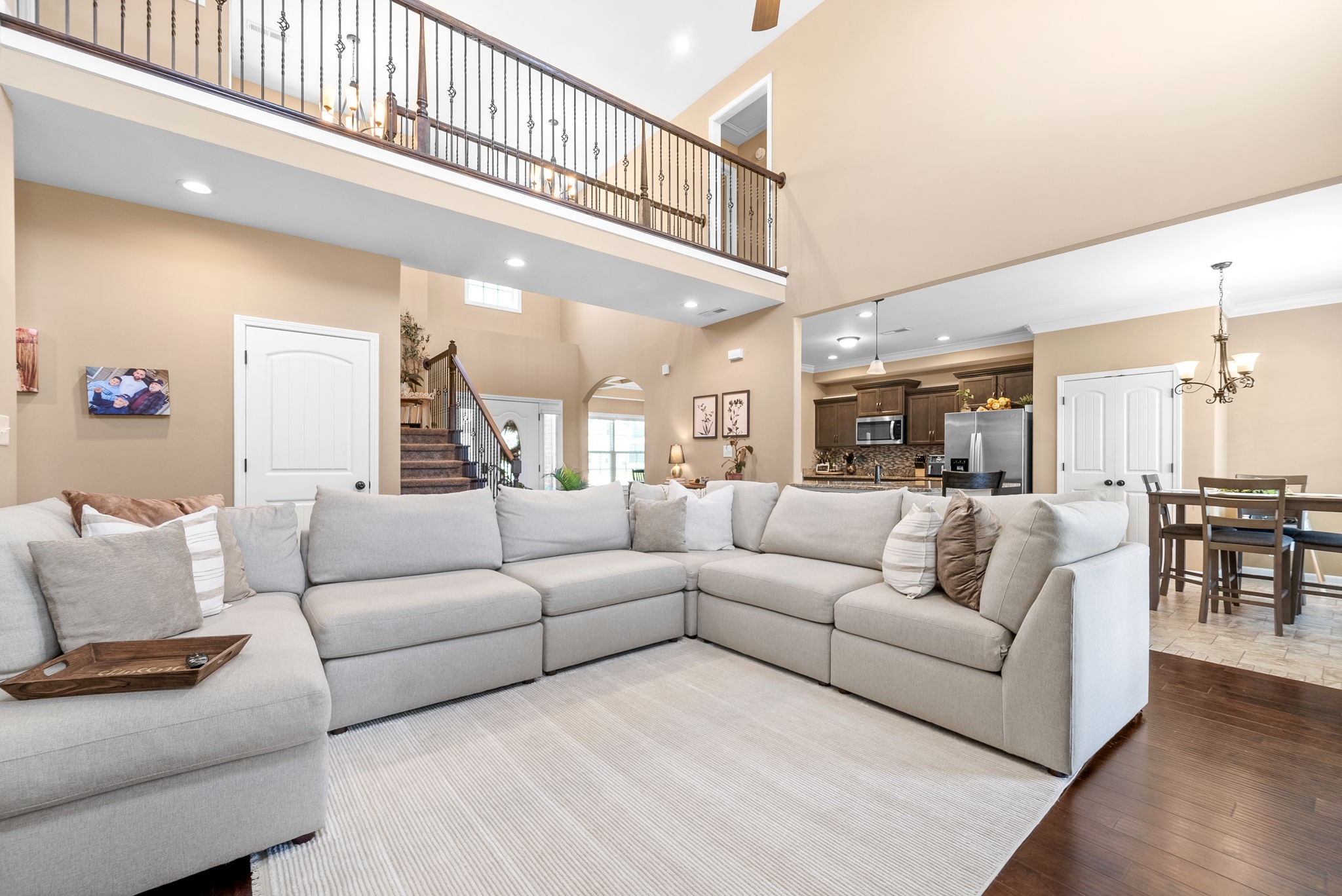 1409 Kingbird Dr