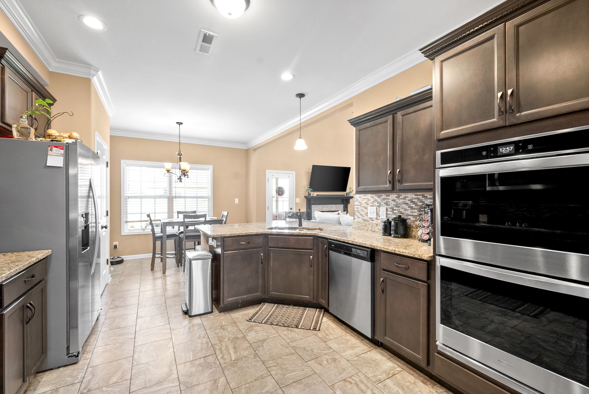 1409 Kingbird Dr