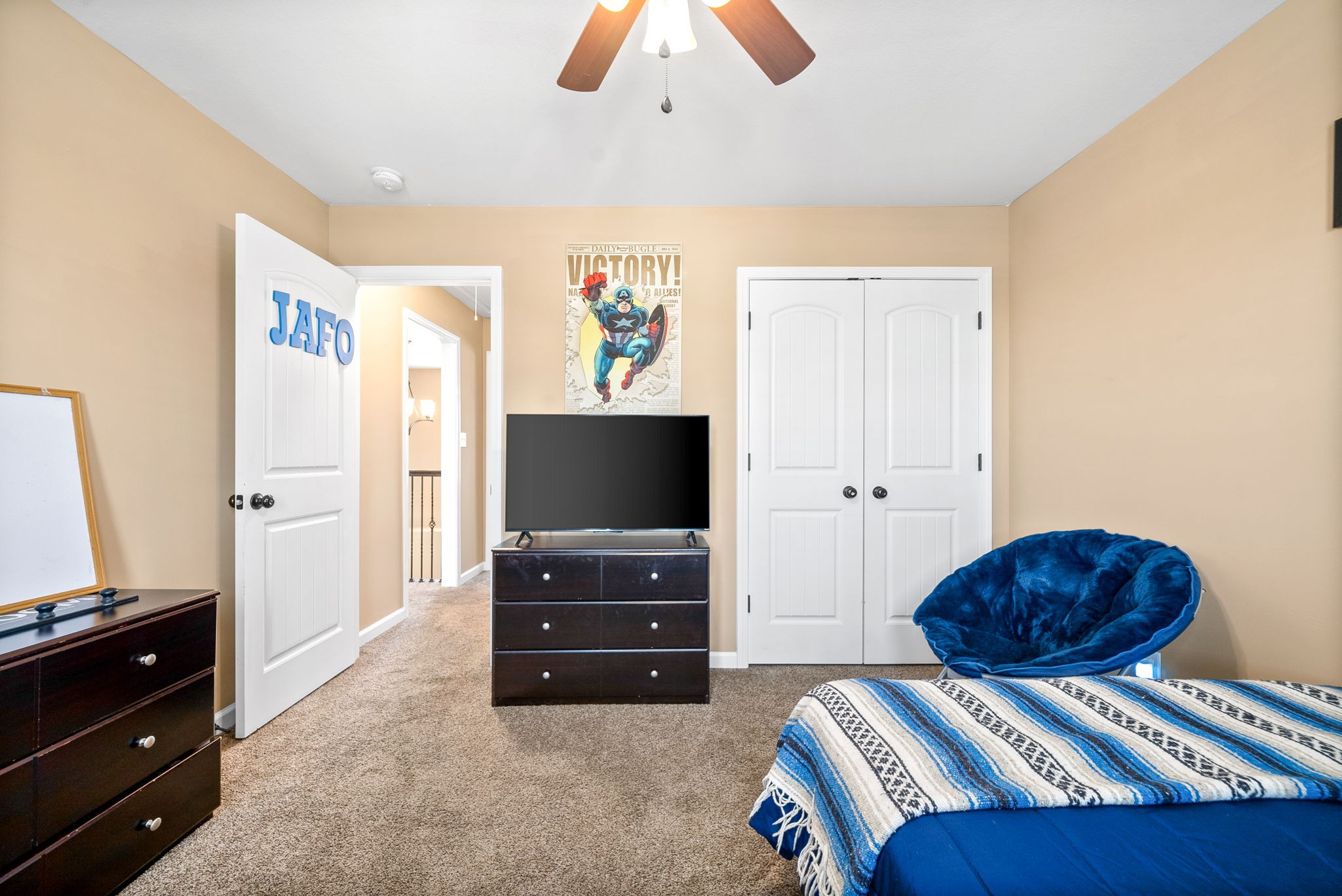 1409 Kingbird Dr
