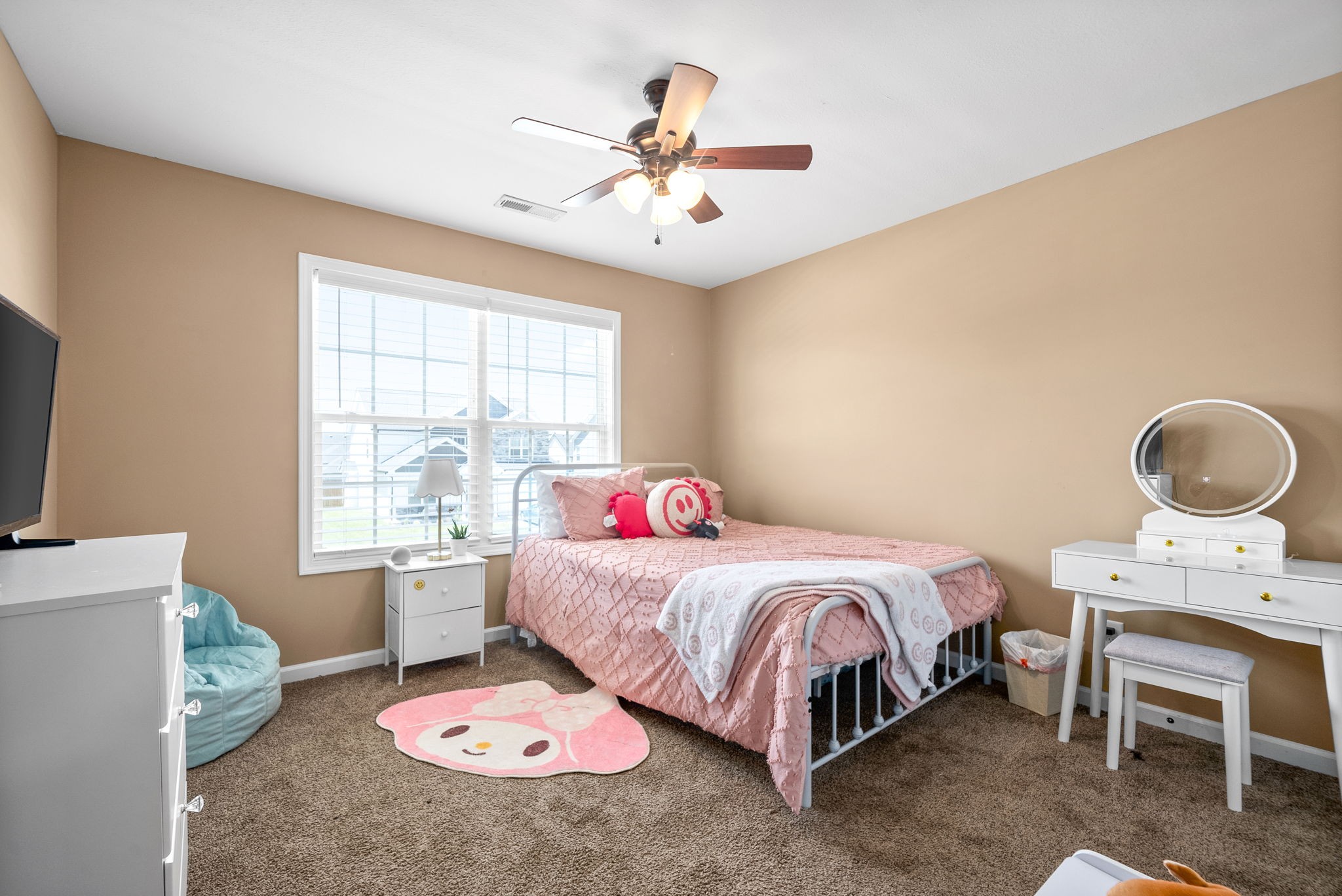 1409 Kingbird Dr
