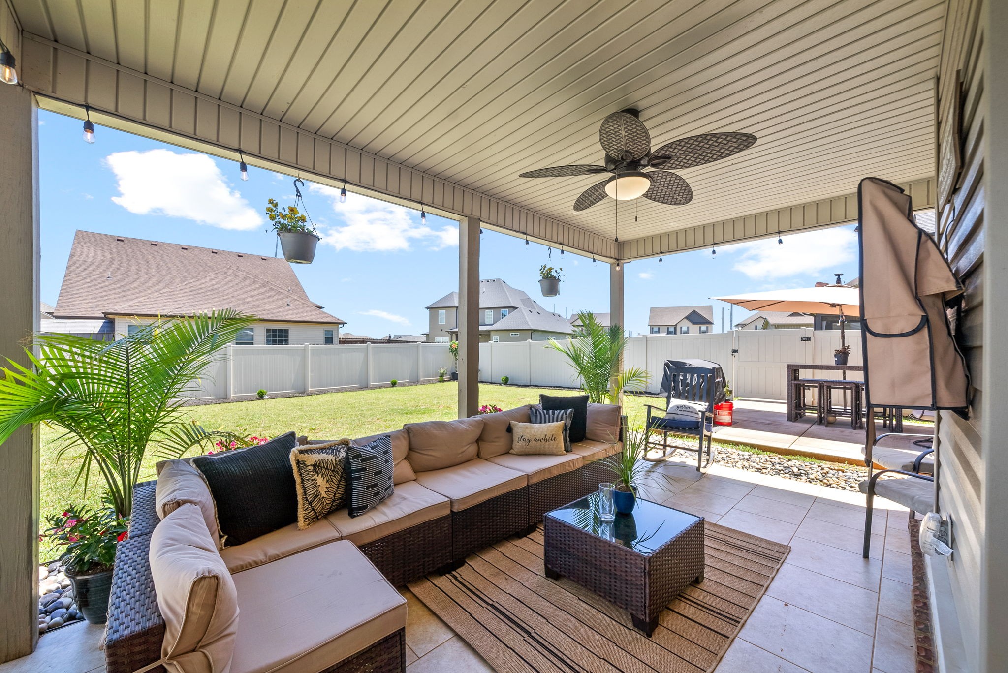 1409 Kingbird Dr