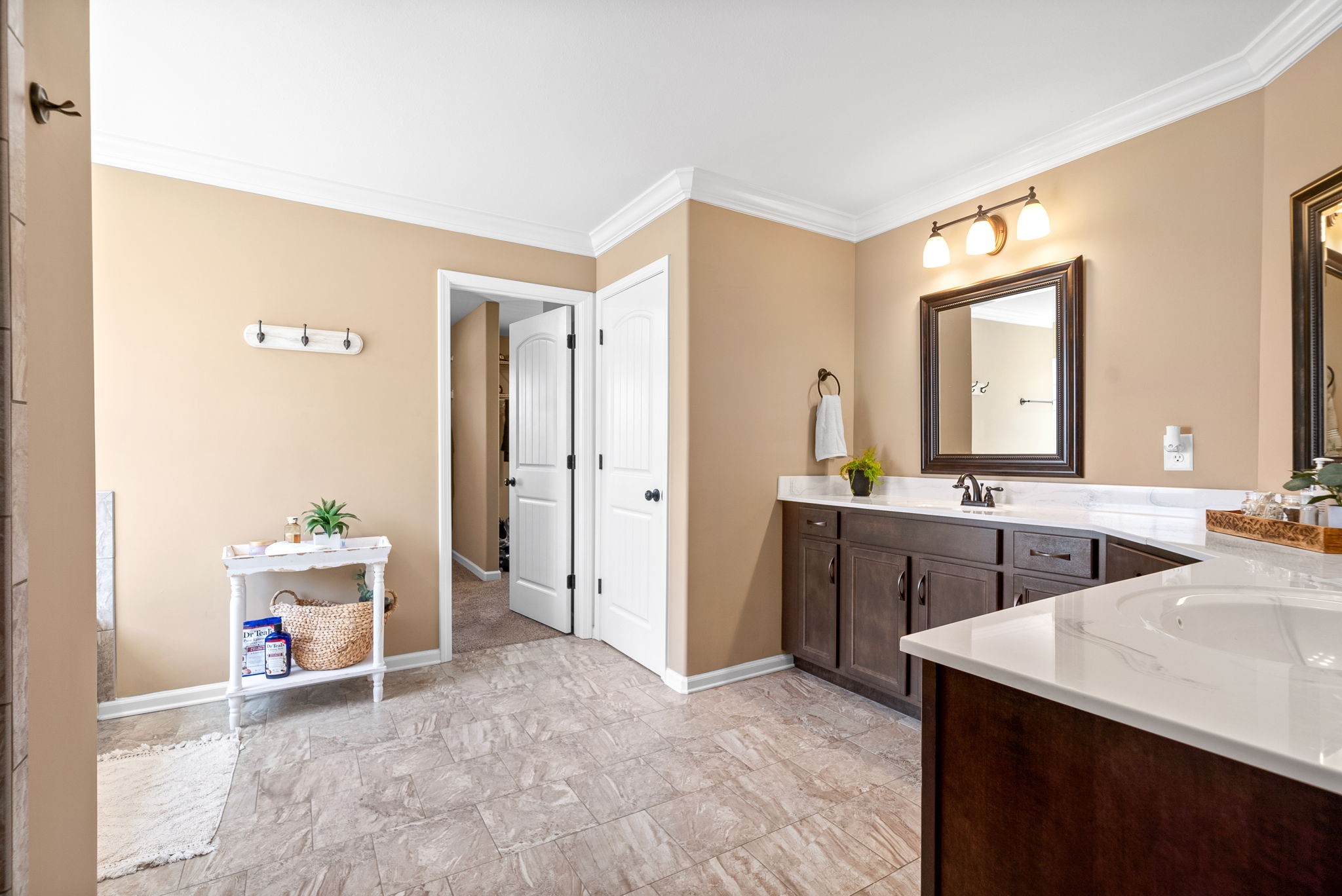 1409 Kingbird Dr