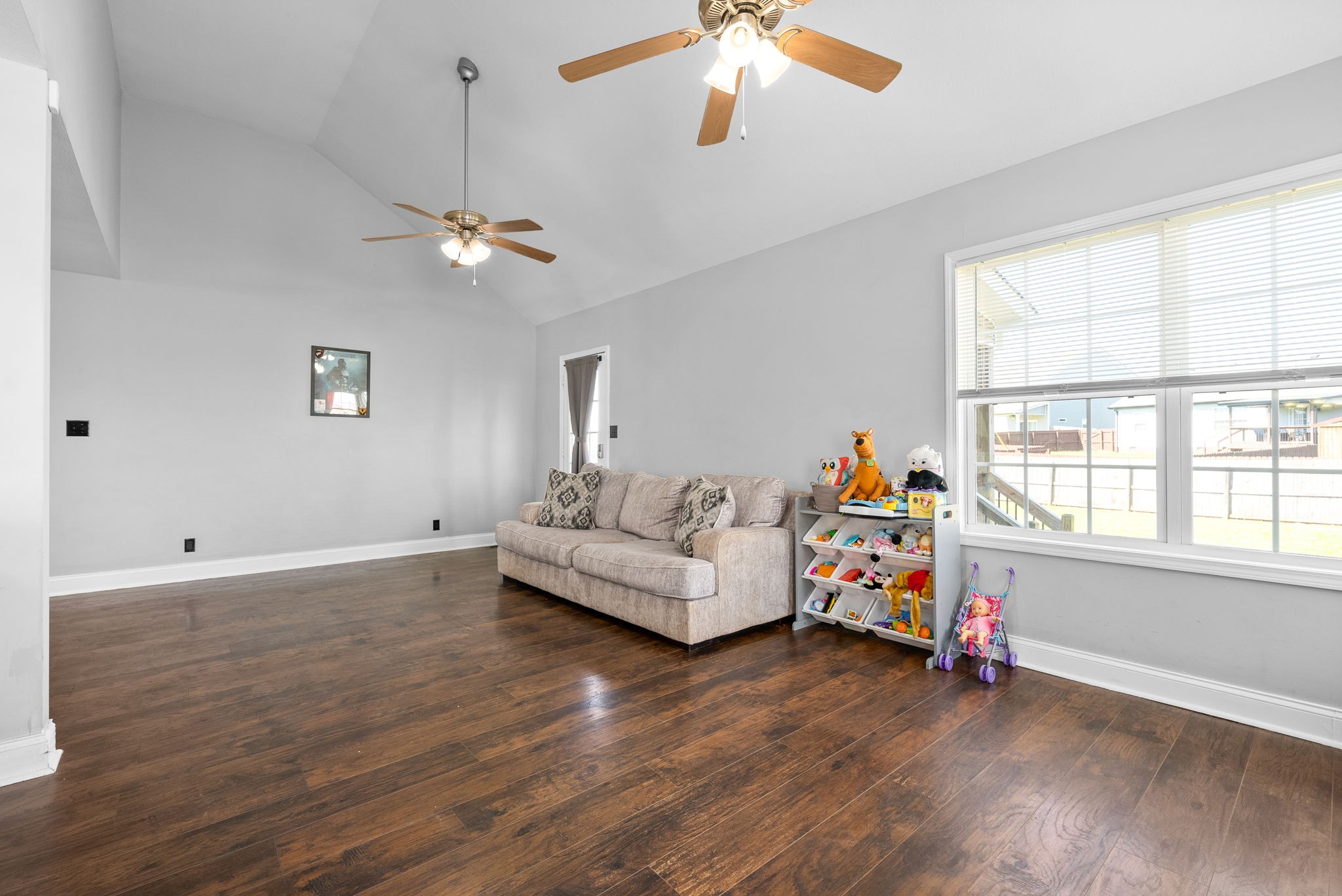 1005 Harding Dr