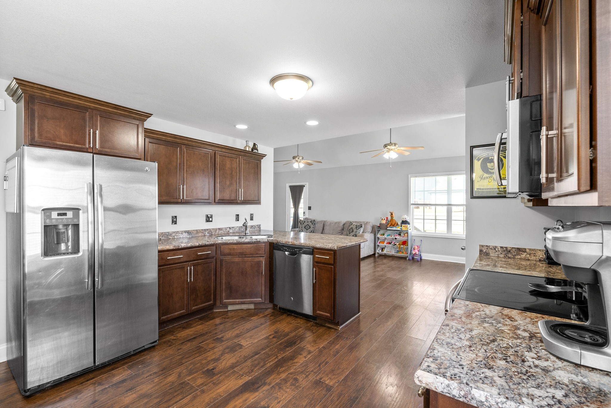 1005 Harding Dr