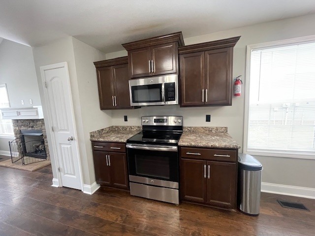 1005 Harding Dr