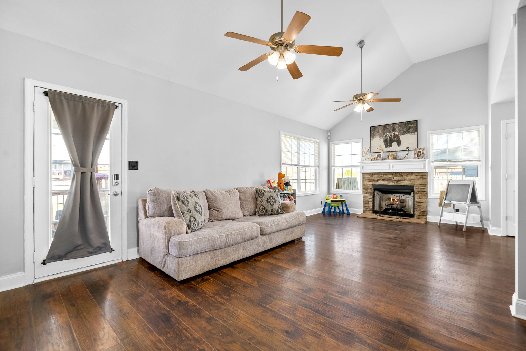 1005 Harding Dr