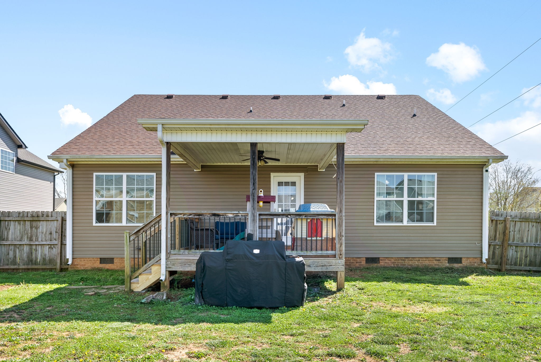 1005 Harding Dr