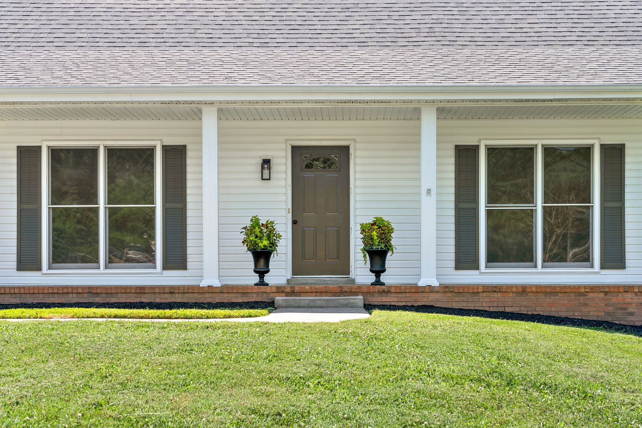 184 Lancashire Dr