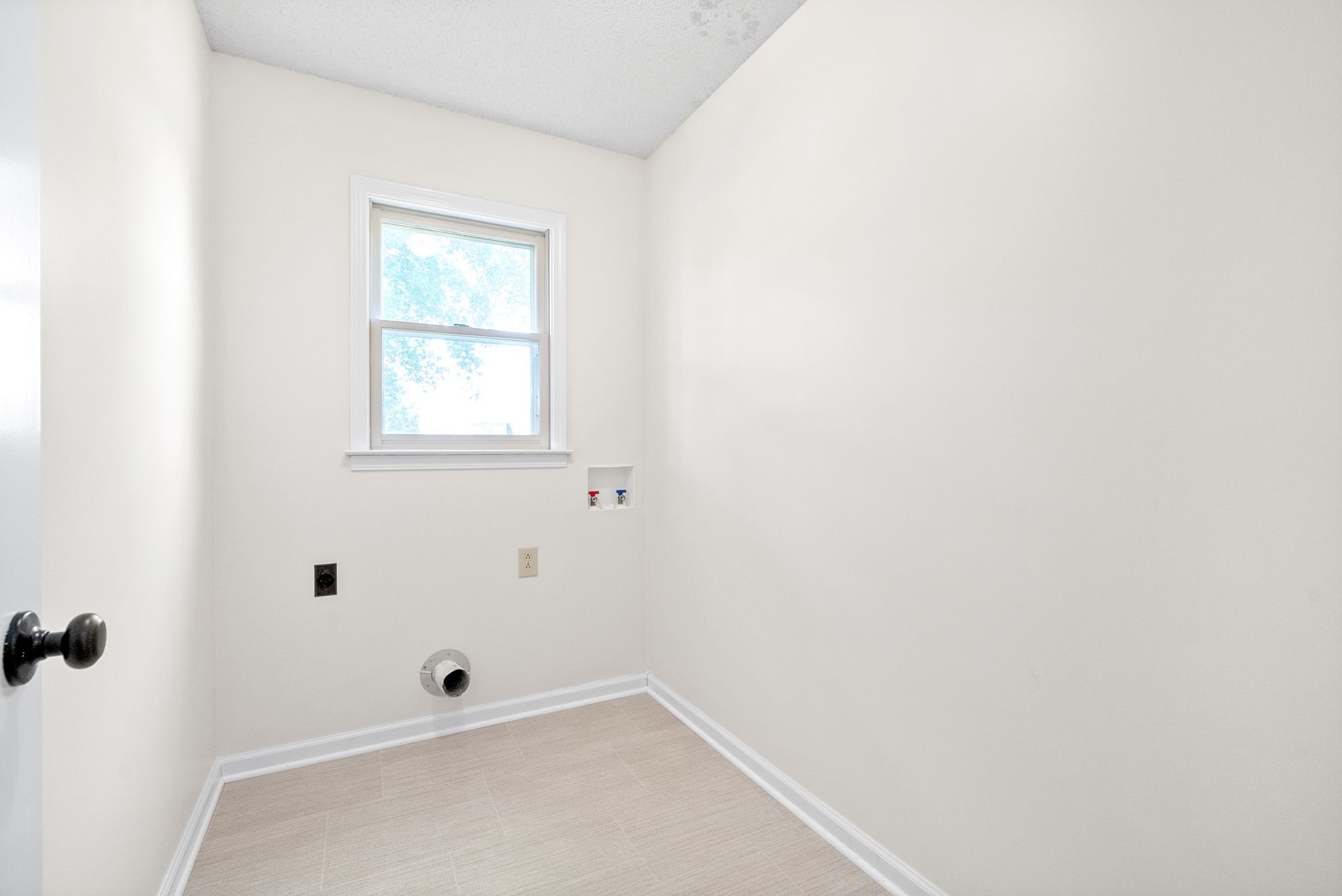 184 Lancashire Dr